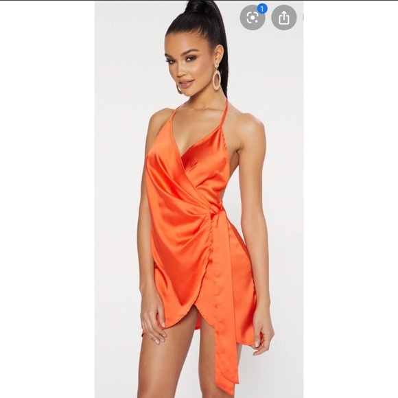 - Silk wrap dress - Picture 2 of 3